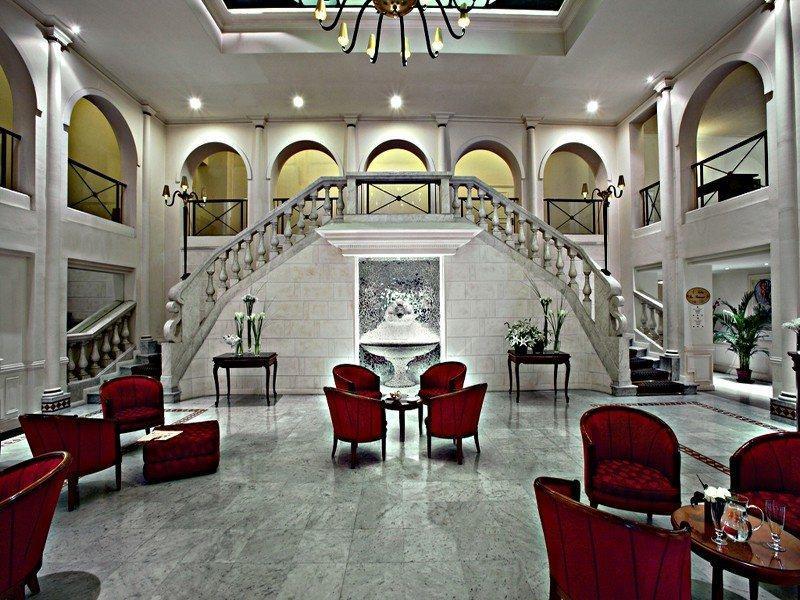 Hotel B4 Park